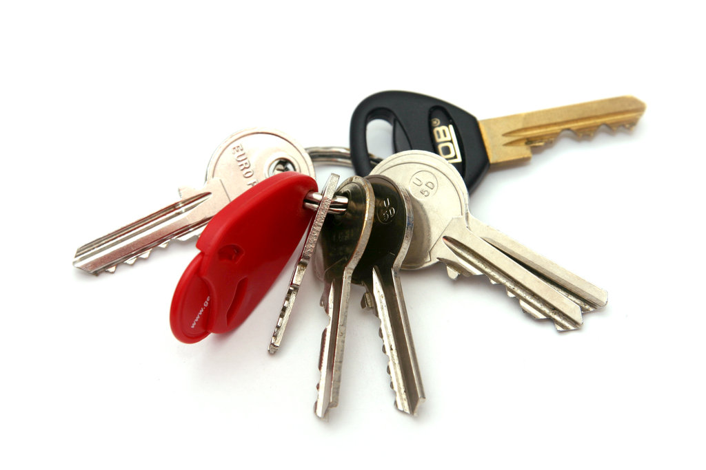 Что Делать Если Потерял Ключи от Дома — пошаговая инструкция с фото