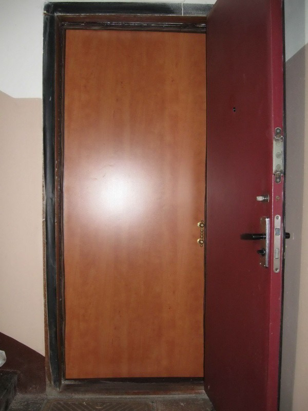 Установить Вторую Входную Дверь в Квартире Изнутри — пошаговая технология с фото